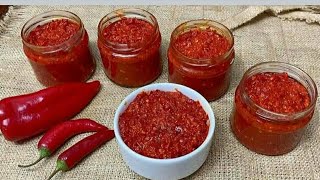 هريسه الشطه الحاره والخضراءالبارده من السنه للسنه Red and green pepper puree.