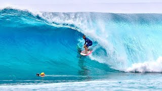 SURFING WITH KELLY SLATER (HAWAII)