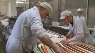 Documentary / Martin Parr - Teddy Gray's Sweet Factory / Multistory