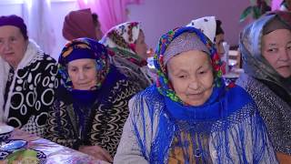 ҚОРАМОН МАҲАЛЛАСИДА АЁЛ-ҚИЗЛАРГА ЭҲТИРОМ КЎРСАТИЛДИ