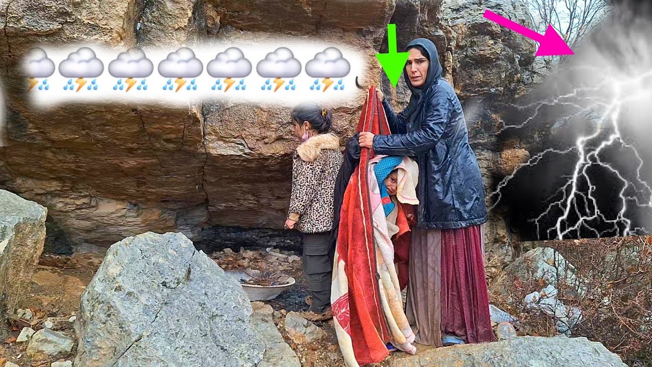 Mother: How will she save her children in this 🌧 heavy rain that is falling in the mountains?