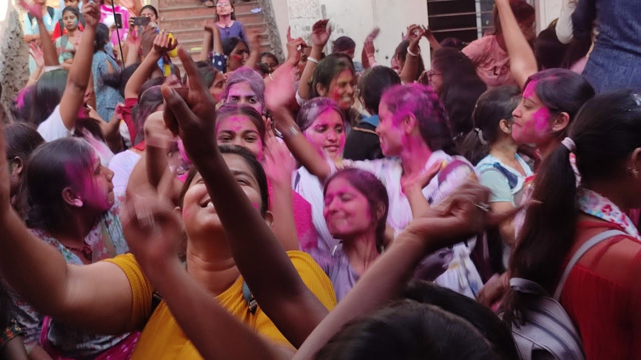 Holi celebration in women's University🌈 part 1 Jamshedpur girl's pg Life YouTube