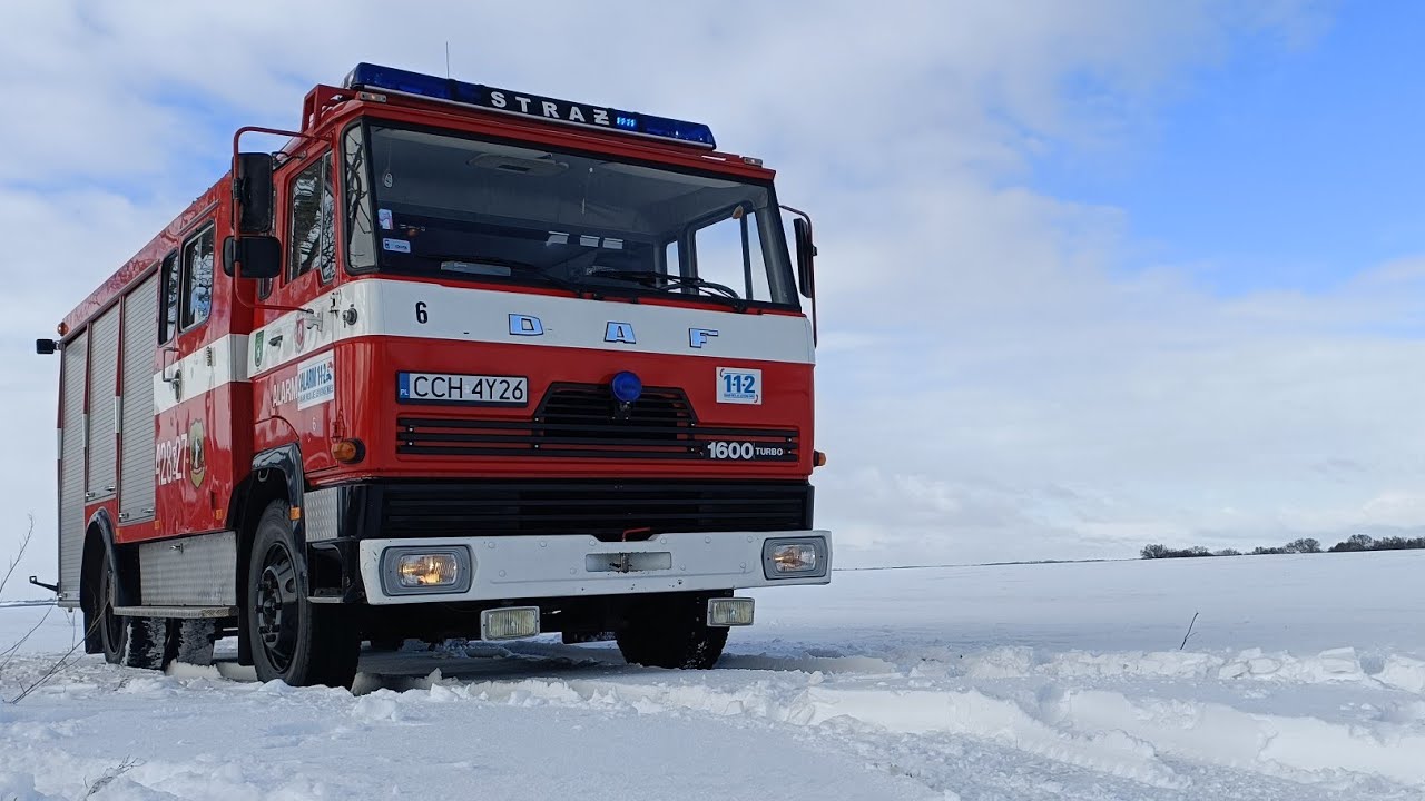 Pokaz 428[C]27- GBA 2/25- DAF 1600- OSP Płutowo - YouTube