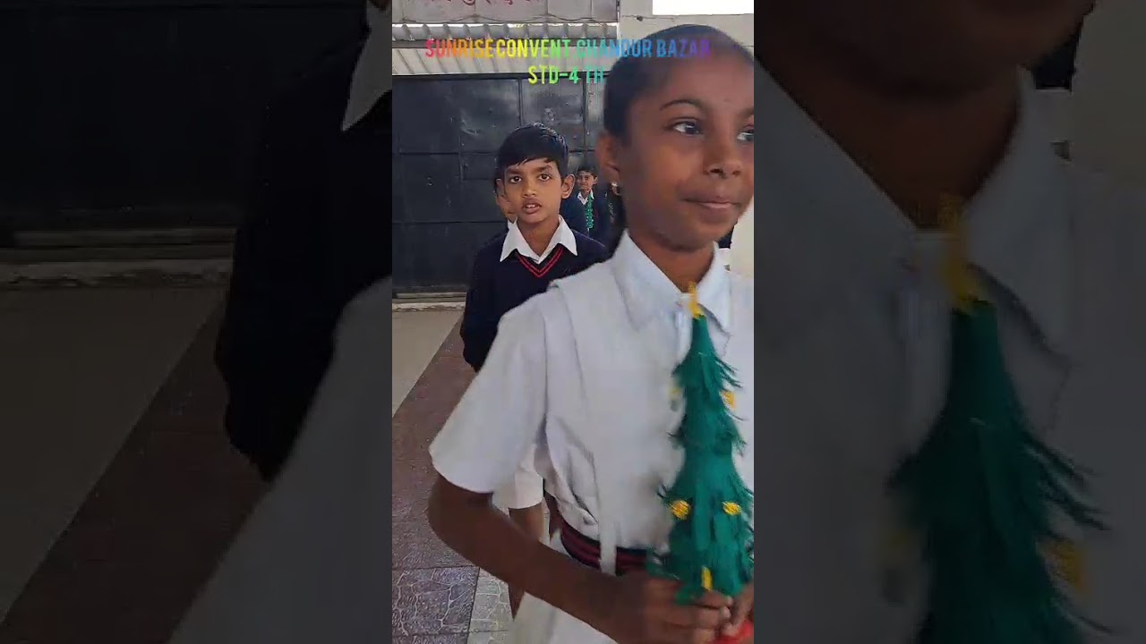 Getting crafty and festive at school! Making a Christmas tree 🎄🎅🎄🎄🤶🎄