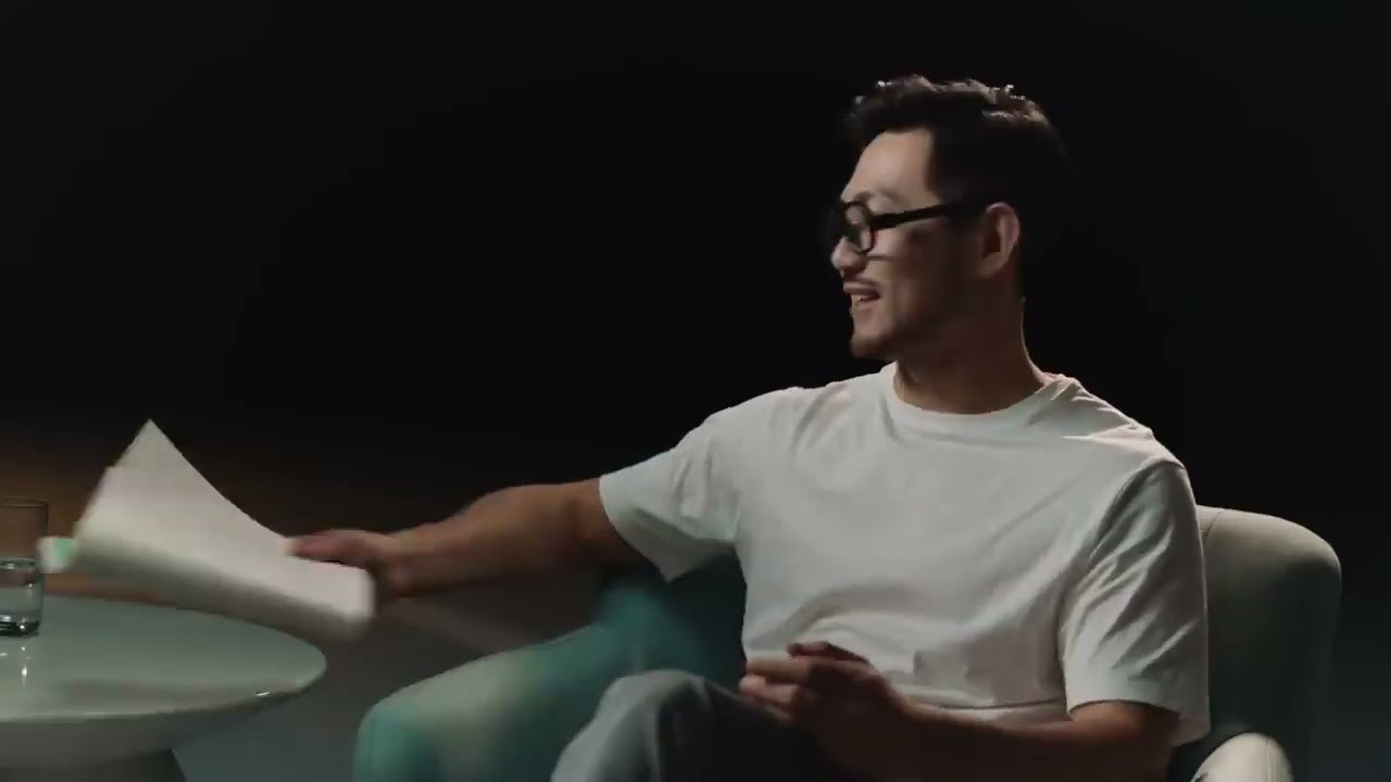 Xiaomi Smart Glasses  Optical waveguide technology; Availability of touch panel for control