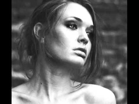 أنا متخلقتش بكرهك 