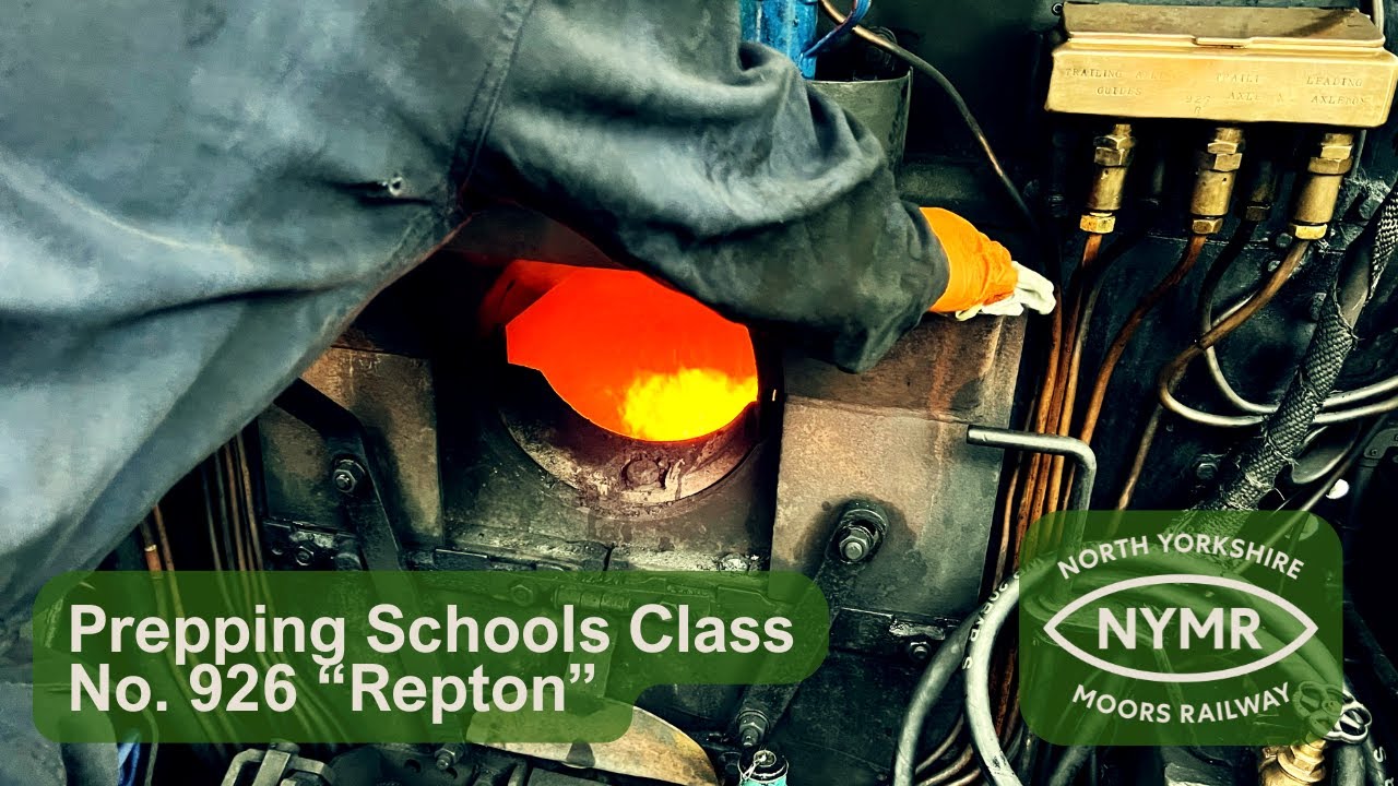 Prepping Schools Class No. 926 "Repton" at the NYMR.