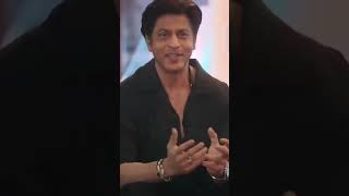 This was #srk 's reaction to the film title #dunki 😮 #ytshorts #bollywood #interview #shahrukh_khan