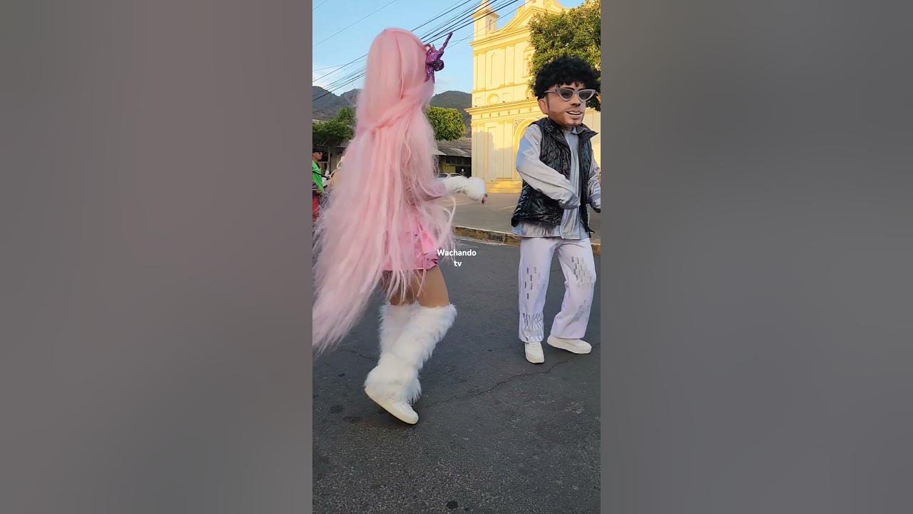 Karol G🤩🙈#baile #wachandotv #Entretenimiento #ElSalvador #PlazaLibertad #viral #divertido #like