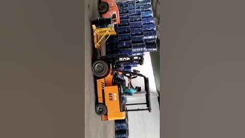 Forklift for Drum handling by Parrot Beak attachment