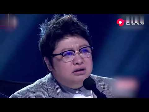演唱会遭二货粉丝拆台，就服这些来搞笑的粉丝，笑死我了