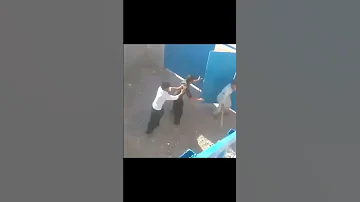 ابشع جريمة قتل بالسلاح الأبيض شاهد حتى النهاية 