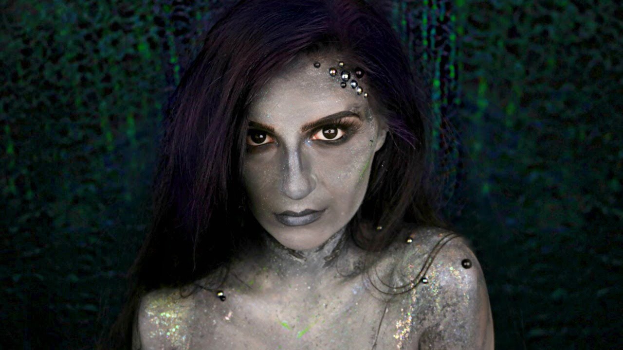 Dark Siren Makeup Tutorial | Madalyn Cline