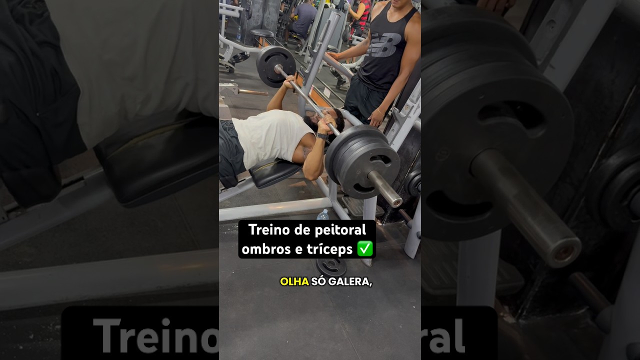 Treino de peitoral ombros e tríceps 💪🏾✅ 
