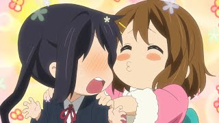 Yui wants to kiss and make up 【K-ON!】