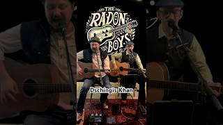 Ordentlich Holz vor der Hütte…Dschingis Khan im Radon Boys Style #acousticcover #erzgebirge