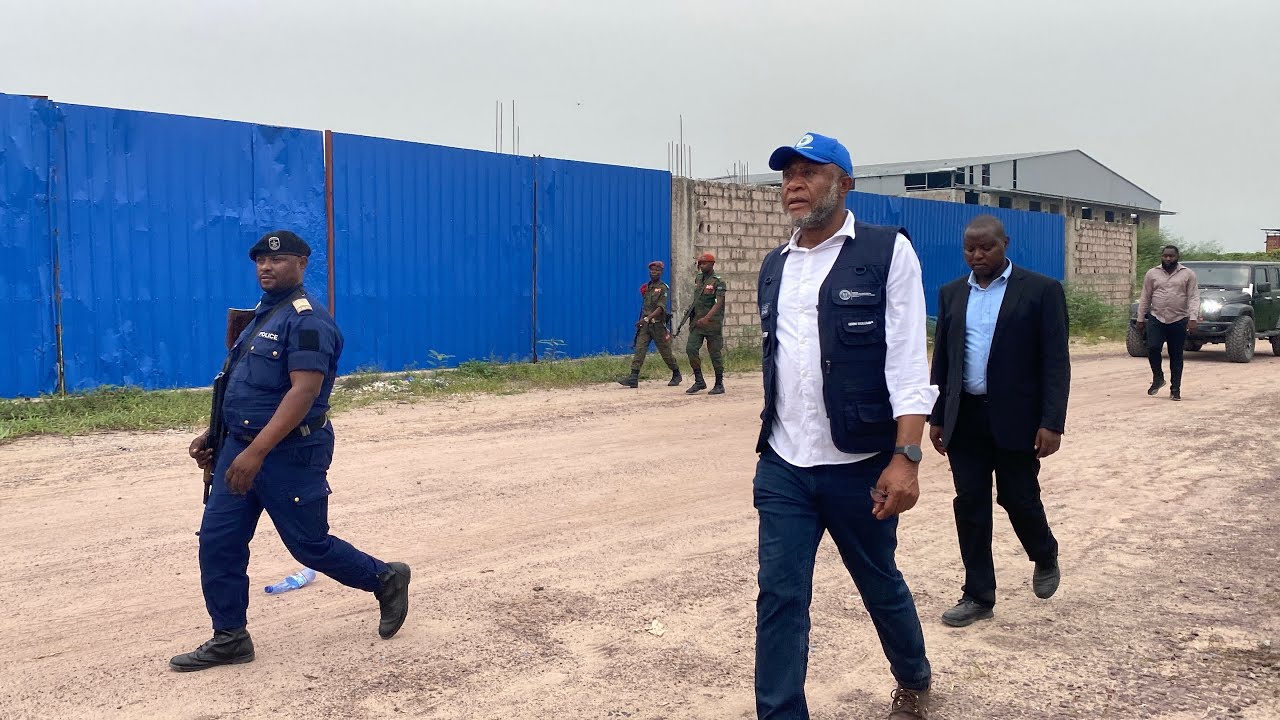 KINSHASA SOUS TENSION: ILS ONT REMBLAYÉ LE FLEUVE ET CONSTRUIT LEURS ENTREPRISES