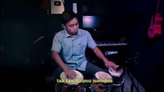 Koplo gaun merah wenak