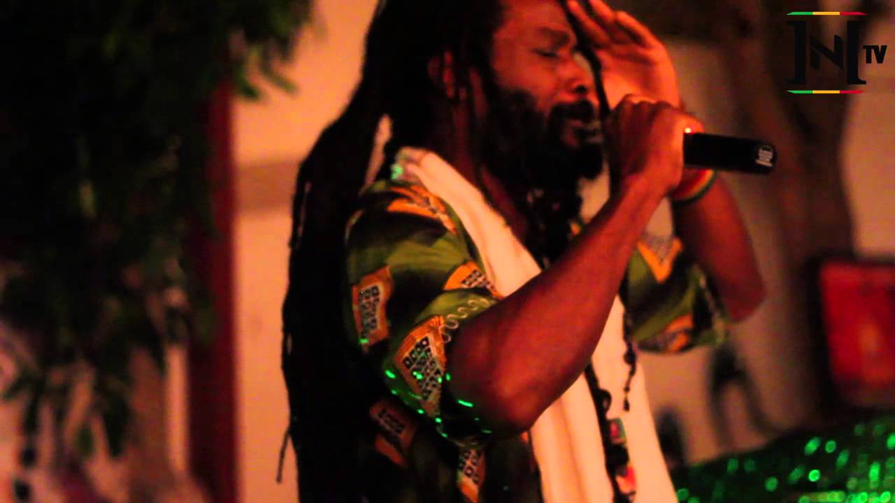 InI TV - King Ras Pedro - High Grade Sound System - La Vecindad - - YouTube