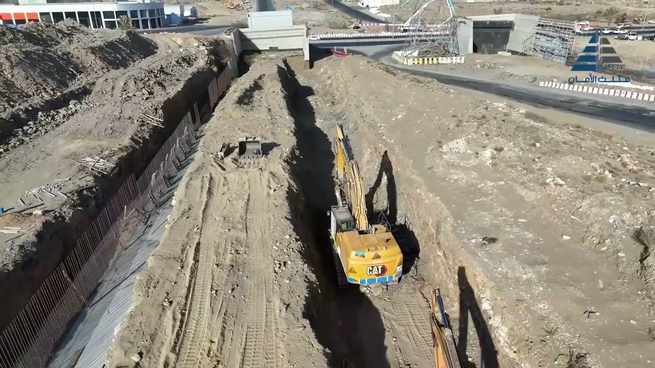 إنشاءات طرق في منطقة عسير - إنشاء كبري