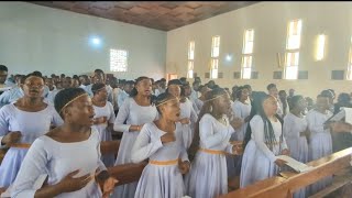 Utapenda Bonge la vibe NANI ALIJENGE KANISA By Kwaya ya Mt. Mbaga Tuzinde Njombe 