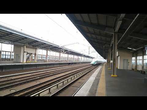 東北新幹線 はやぶさ20号 東京行き E5系と秋田新幹線 こまち28号 東京行き E6系  2018.07.21
