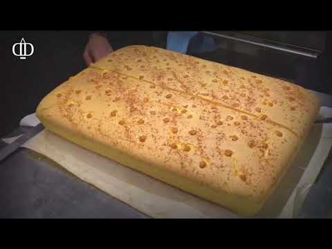 Giant Jiggly Cake Making in Taiwan - Taiwanese Street Food