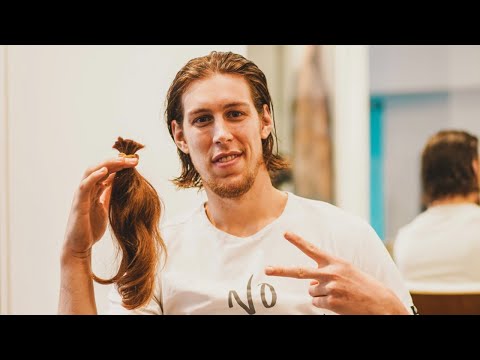 NBA Veteran Kelly Olynyk Gives "Locks of Love"