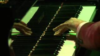 Michael Schiefel, Carsten Daerr, Miklós Lukács, Mátyás Szandai - Tea In The Sahara