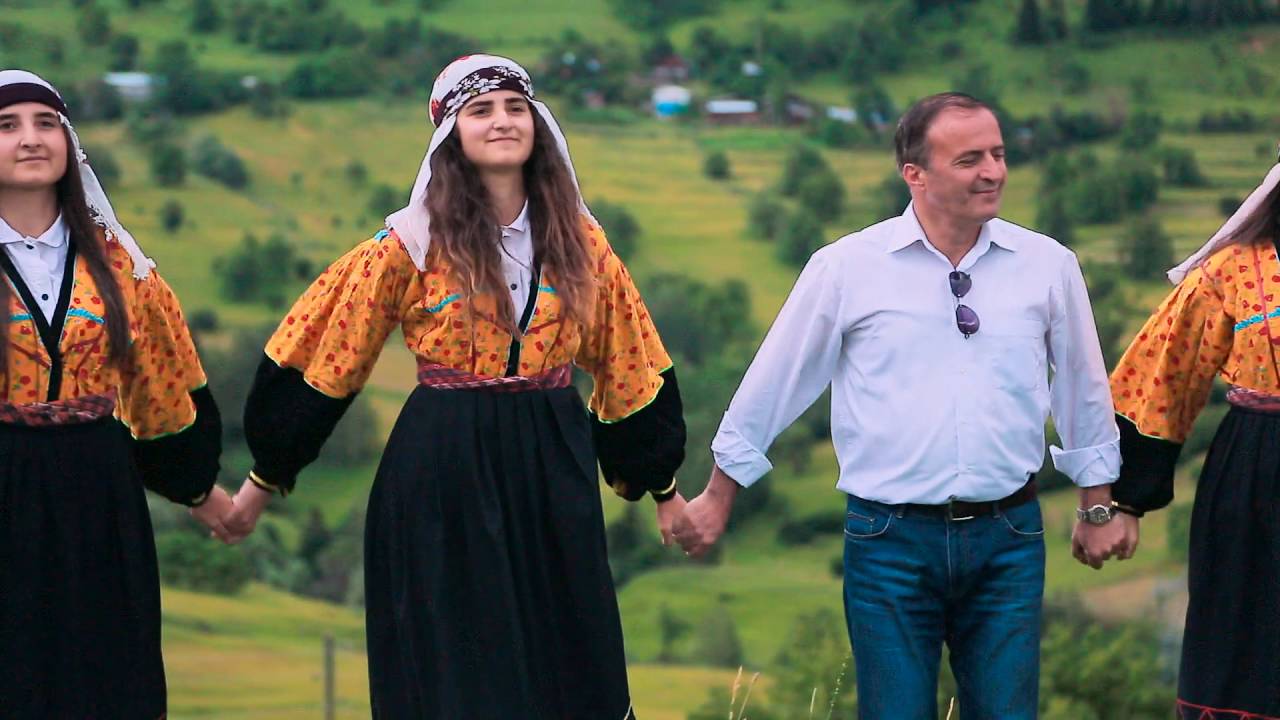 Zafer Tekgümüş Oy Narini ( Yönetmen İsa Aydın ) 22-10-2016 Klip