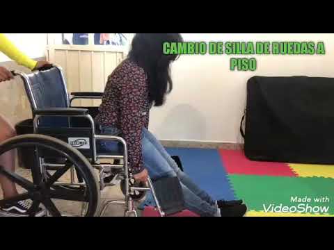 Traslados en silla de ruedas - YouTube