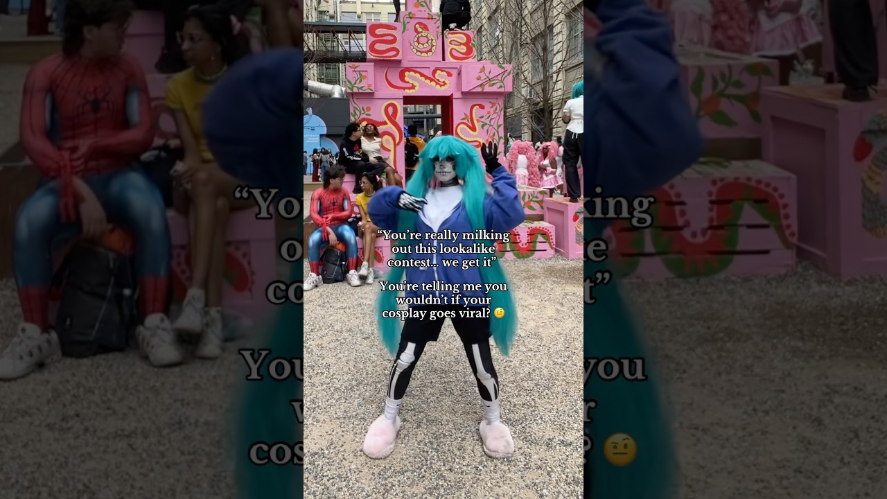 BOO another Sansune Miku video I have so many & will post them fear me 🙀 #sans #miku #cosplay