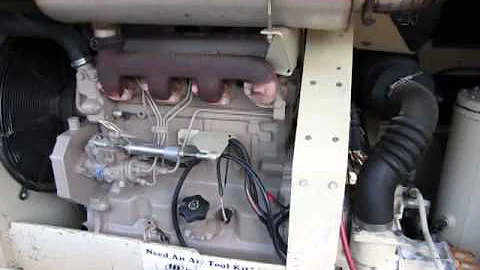 Lot #0104: 2005 Ingersoll Rand P185JD Portable Rotary Screw Air Compressor