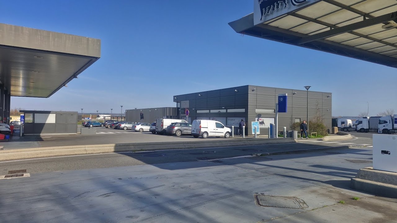 ФРАНЦИЯ-ВЕСНА.#франция #весна #заправка 