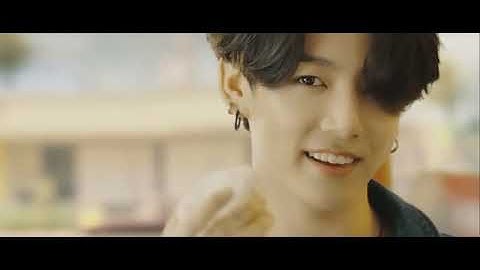 BTS Dynamite REVERSES BUT THE AUDIO IS NOT REVERSED!!! | BTS | The k-pop family