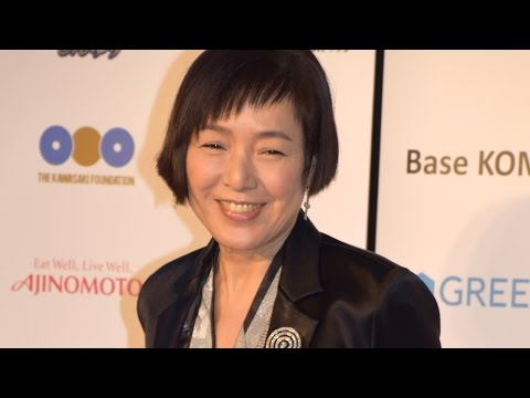 “新婚”桃井かおり、幸せオーラ全開　『第70回毎日映画コンクール』