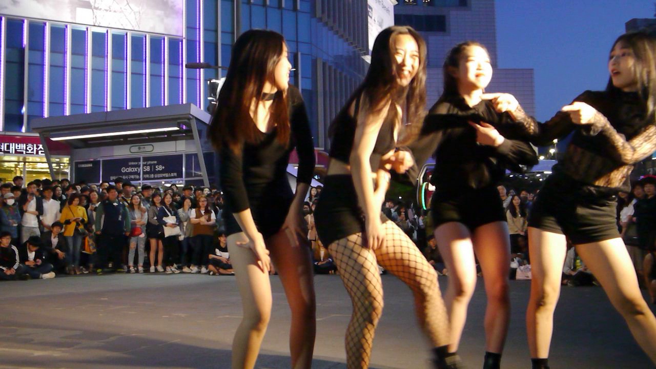 VIVA스튜디오(위너 REALLY REALLY)2017신촌영동군플레쉬몹