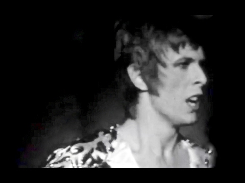 david-bowie---suffragette-city-–-live-at-the-imperial-college-of-london-–-1972---speed-corrected