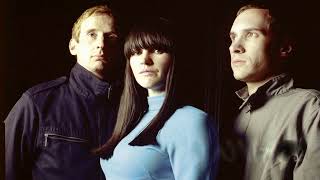 Broadcast - Look Outside {2000}