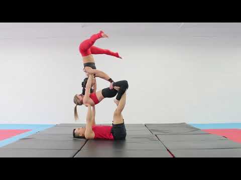 Flying Two Egyptian Goddess Tutorial (7 Acroyoga Trio Poses)