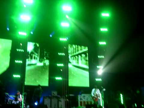 Oasis (2) — Oasis - supersonic live at wembley arena