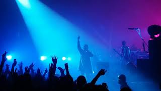 Gorillaz - Saturnz Barz (feat. Popcaan) Live Le Zenith Paris 20171124 222420 HD
