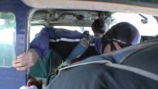 Ryan And Andy 3Way Skydiving Exit Cesna 182.Wmv