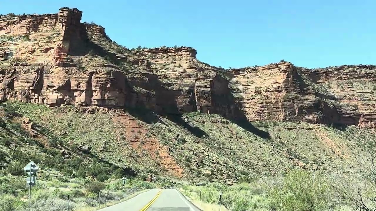 Utah State Route 128; Moab, Utah - April 30, 2023 - 10:33 am