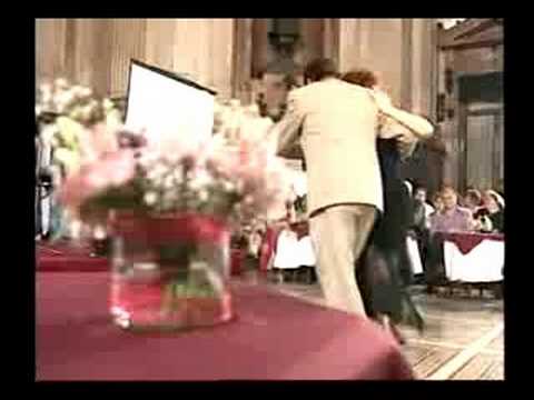 A ritmo caliente-Mercedes Le Bozec con Carlos Tedeschi -Espectáculo Tango y Algo Más. El fascinante mundo de las milongas