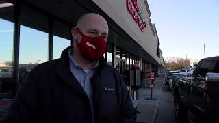 Hy-Vee holds drive thru breakfast for Veterans Day
