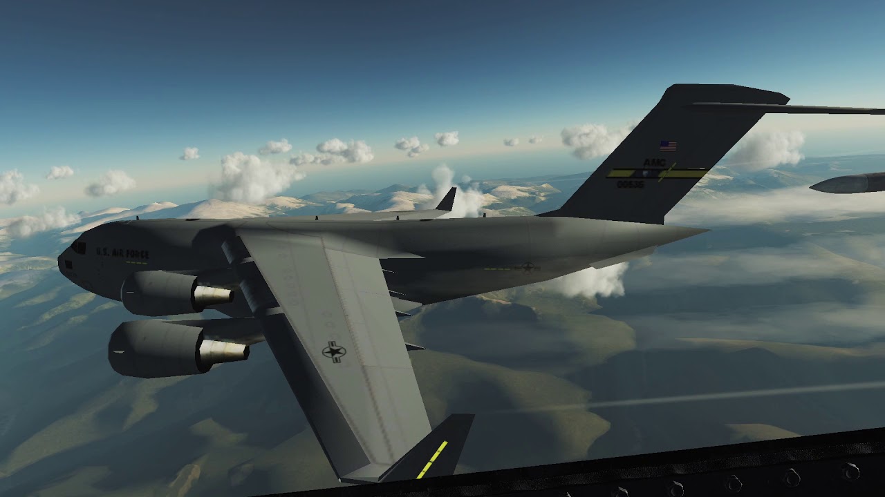 Formation flight with C-17