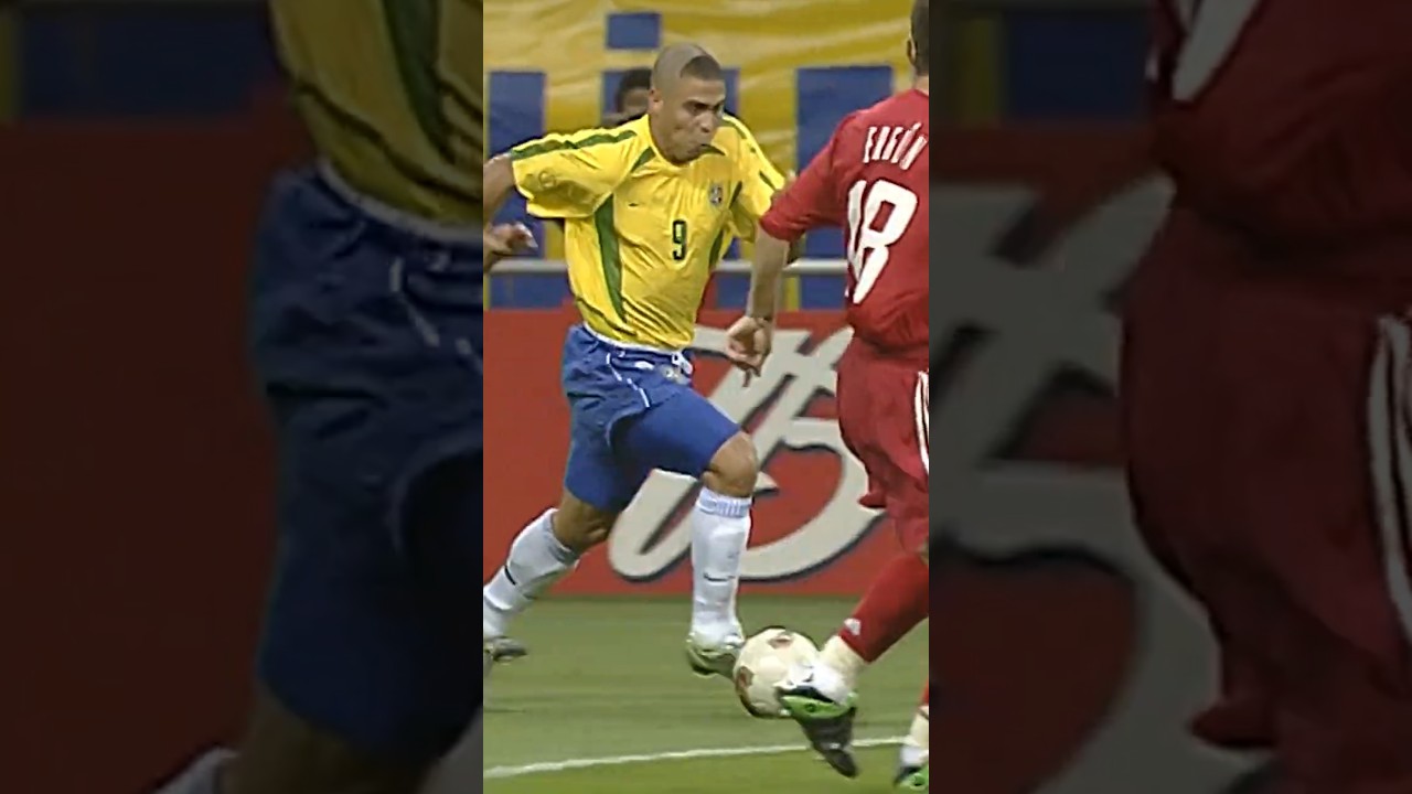 Ronaldo’s Toe-Poke of Genius! 🇧🇷 #Shorts