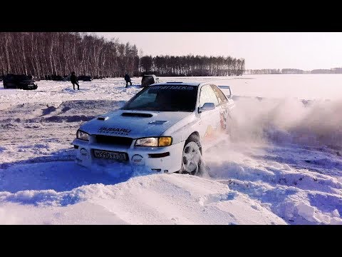 Видео: Хороша ли Impreza на снегу?