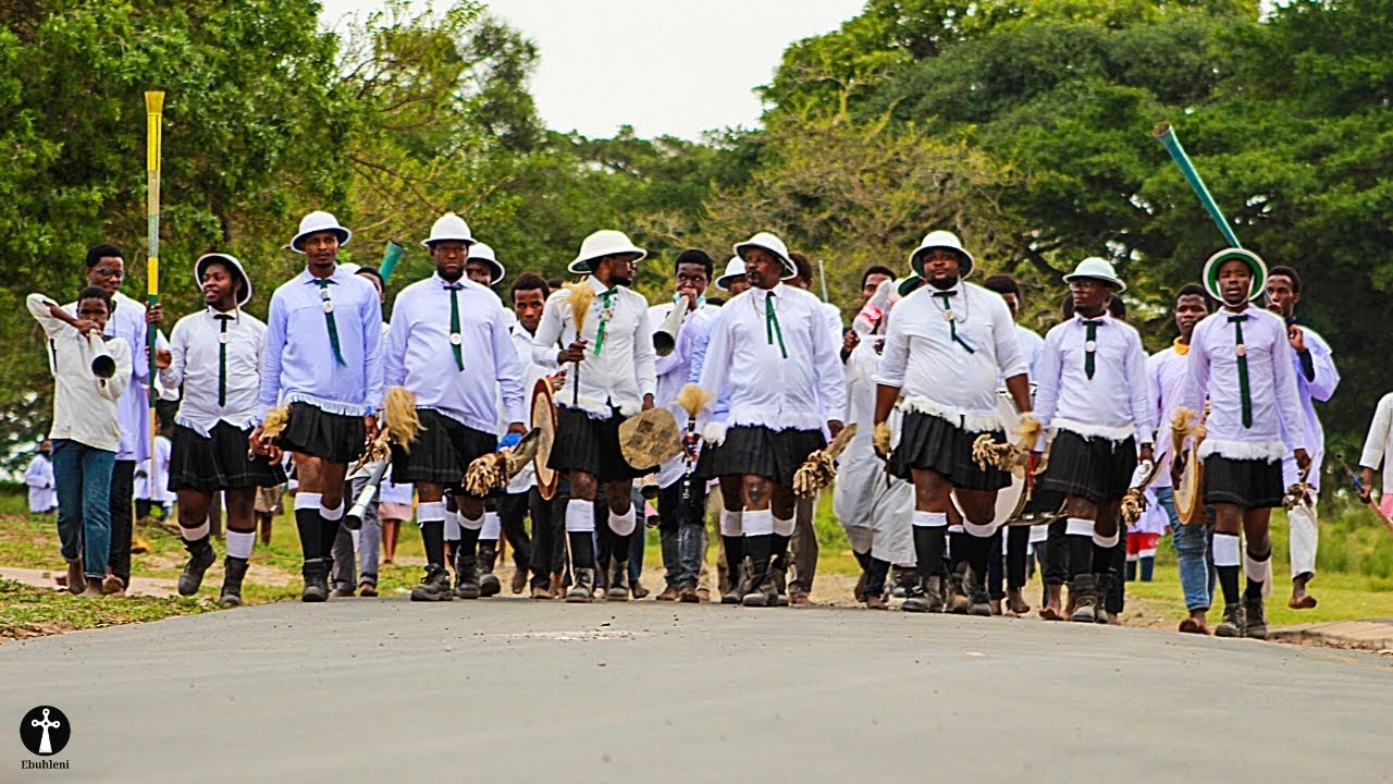 INkosi uNyazilwezulu Ikhuluma ngamaDlozi!!